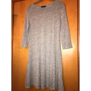 Quarter sleeve dress